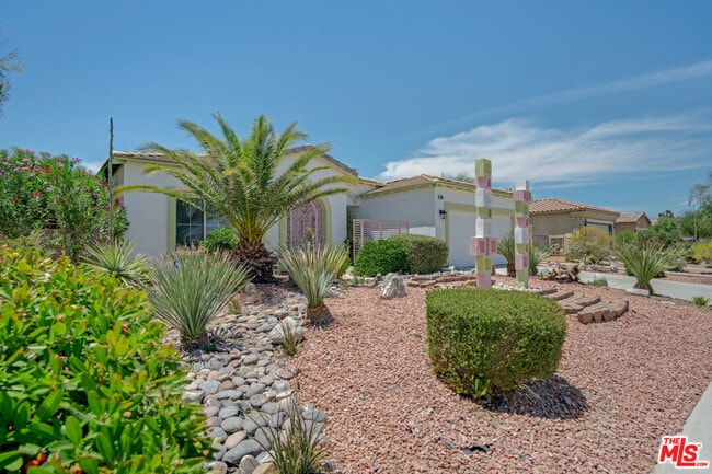 3811 Eastgate N Rd in Palm Springs, CA - Building Photo - Building Photo