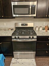41668 Orianna Ln in Novi, MI - Building Photo - Building Photo