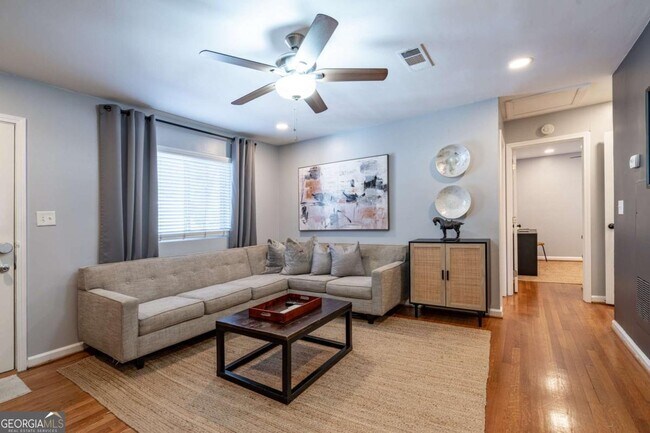827 Durant Pl NE in Atlanta, GA - Building Photo - Building Photo