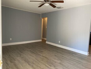 2613 Drake Dr in Orlando, FL - Building Photo - Building Photo