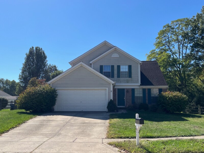 1337 Inlet Ct in Amelia, OH - Building Photo