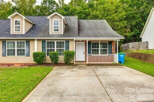 410 Danielle Way in Fort Mill, SC - Building Photo