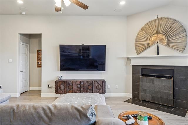 1304 Beach Dr in Azle, TX - Building Photo - Building Photo