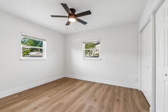 2844 30th Ave N in St. Petersburg, FL - Building Photo - Building Photo
