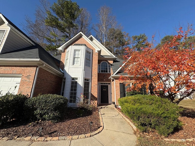 property at 553 Mountain Oaks Pkwy