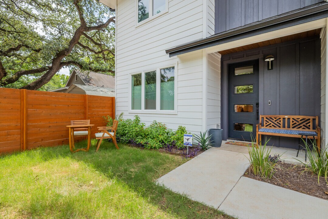 712 Vargas Rd in Austin, TX - Building Photo