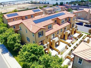 10403 Persimmon Ct in Santa Fe Springs, CA - Building Photo - Building Photo