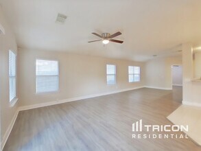 9531 Vallecito Mesa in San Antonio, TX - Building Photo - Building Photo