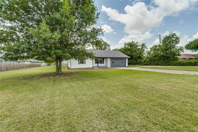 925 W Lucas Rd in Allen, TX - Building Photo
