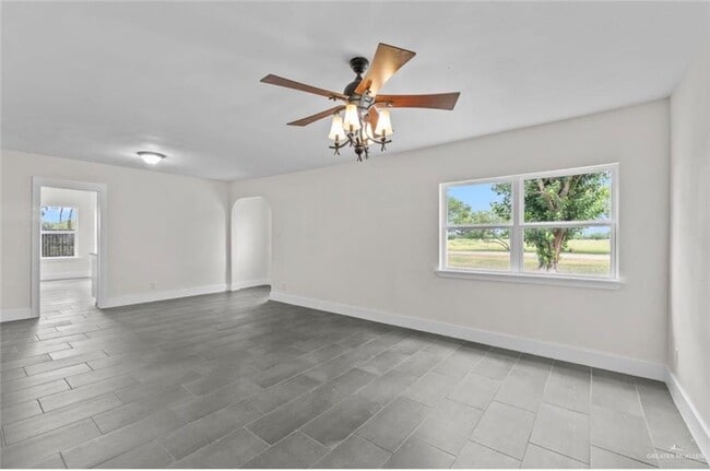 10 Rio Rancho Rd in Harlingen, TX - Building Photo - Building Photo