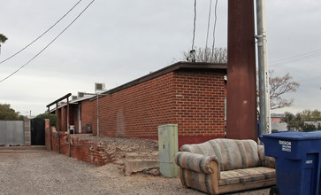 51-63 N Tyndall Ave in Tucson, AZ - Building Photo - Building Photo