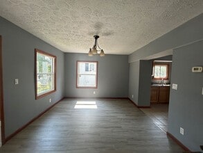 4460 Broadale Rd in Cleveland, OH - Building Photo - Building Photo