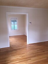 639 Emerson St NE in Washington, DC - Foto de edificio - Building Photo