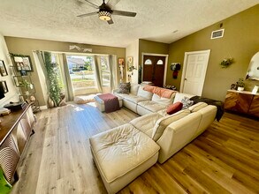 4492 Brook Dr in West Palm Beach, FL - Foto de edificio - Building Photo