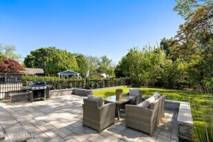 133 Atlantic Ave in Manasquan, NJ - Building Photo