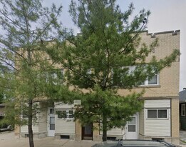 1014 E Prairie Ave in Des Plaines, IL - Building Photo