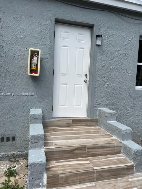 922 NW 2nd St-Unit -2 in Miami, FL - Building Photo