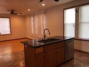 1204 S Jefferson St in Appleton, WI - Building Photo - Building Photo