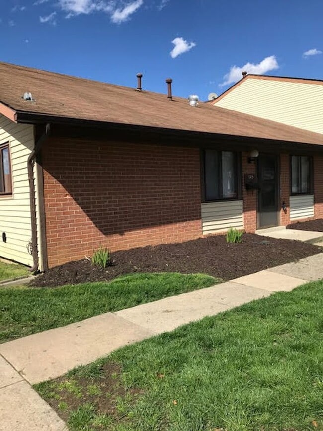 8415 Benecia Ct in Alexandria, VA - Building Photo - Building Photo