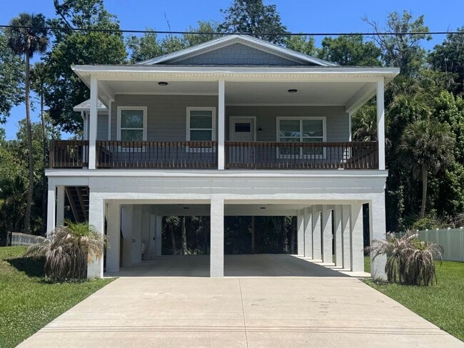 property at 356 Seminole Dr