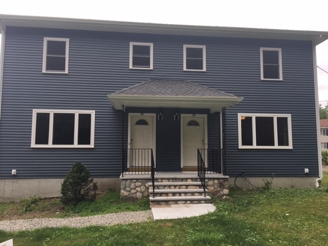 87 Pine St in Dedham, MA - Building Photo - Building Photo