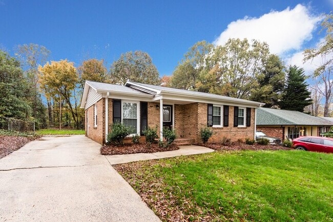 property at 5420 Larewood Dr