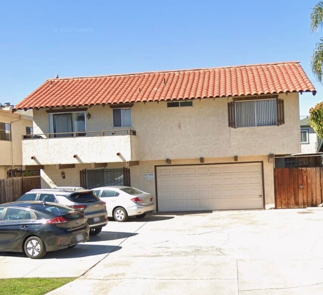 4568 Georgia St, Unit #3