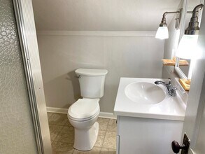 364-366-366 Bailey Ave in Pittsburgh, PA - Building Photo - Building Photo