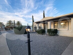 905 S La Bellota in Green Valley, AZ - Building Photo - Building Photo