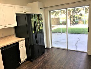 8535 Quarter Horse Dr in Riverview, FL - Building Photo - Building Photo