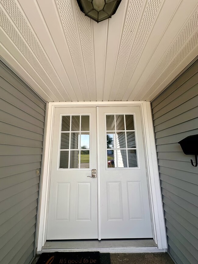 520 Bellwood Dr in Belvidere, IL - Building Photo - Building Photo