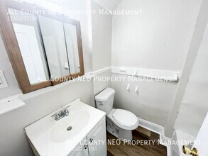 1380 E 171st St in Cleveland, OH - Building Photo - Building Photo