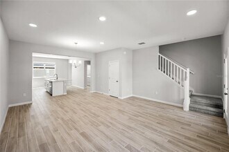 1363 Mount Royal Dr in St. Cloud, FL - Building Photo - Building Photo