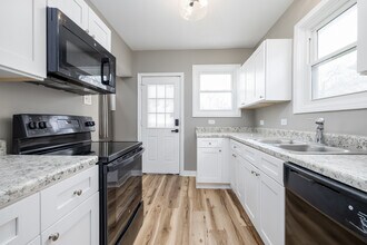 4167 Eberly Ave in Brookfield, IL - Building Photo - Building Photo