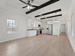 21508 Ruth Dr in New Caney, TX - Building Photo - Building Photo