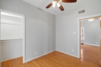 2911 W Belden Ave in Chicago, IL - Building Photo - Building Photo