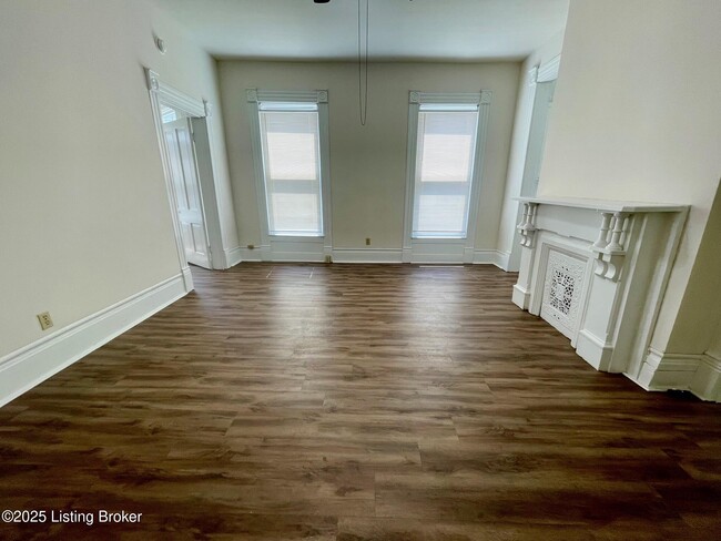 4007 Southern Pkwy in Louisville, KY - Building Photo - Building Photo