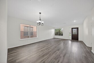 1318 Hawks Nest Dr in Houston, TX - Building Photo - Building Photo