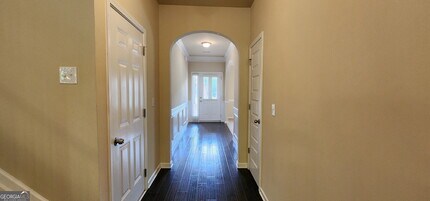 525 Twelve Oaks Dr in Senoia, GA - Building Photo - Building Photo