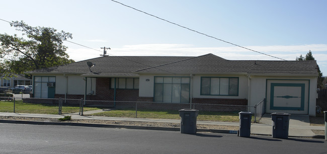 1623-1627 Linden St in Livermore, CA - Building Photo - Building Photo