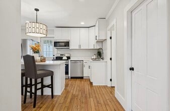 24 Hill St in Saco, ME - Building Photo - Building Photo