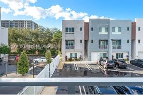 2555 NE 193rd St, Unit 2201 in Miami, FL - Building Photo - Building Photo