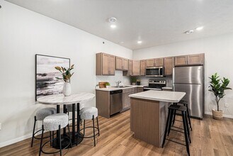 The Locale in Sioux Falls, SD - Foto de edificio - Building Photo