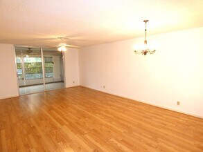 357 N Rock Island Rd in Margate, FL - Building Photo - Building Photo