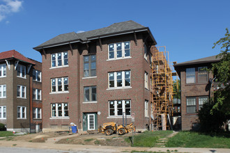 726 Westgate in University City, MO - Foto de edificio - Building Photo