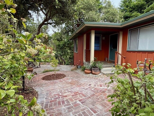 20 Arbolado Dr in Watsonville, CA - Building Photo - Building Photo