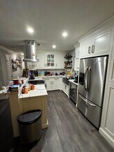 20953 Trinity Way in New Caney, TX - Foto de edificio - Building Photo