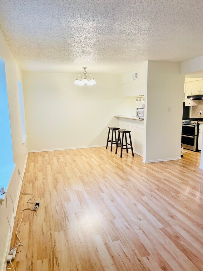 7801 Shoal Creek Blvd in Austin, TX - Building Photo - Building Photo
