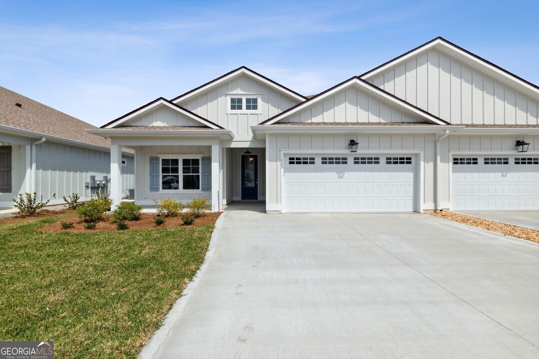 107 Green Turtle Ct in Kingsland, GA - Building Photo