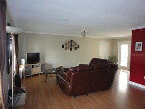 4855 Gulfstream Pl in Land O Lakes, FL - Building Photo - Building Photo